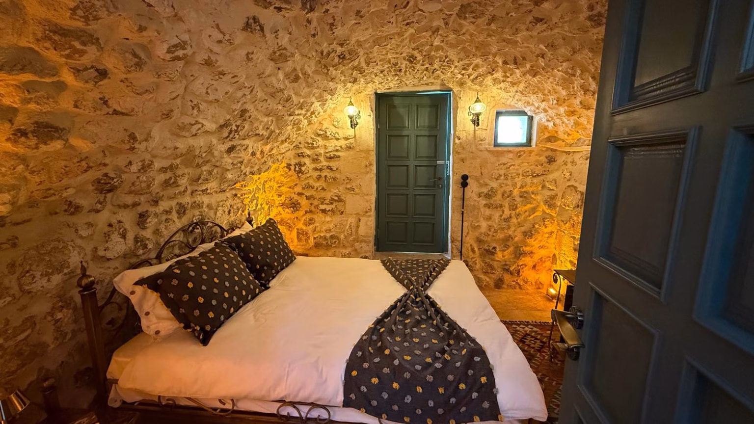 WhatsApp Image 2025-03-29 at 21.48.26