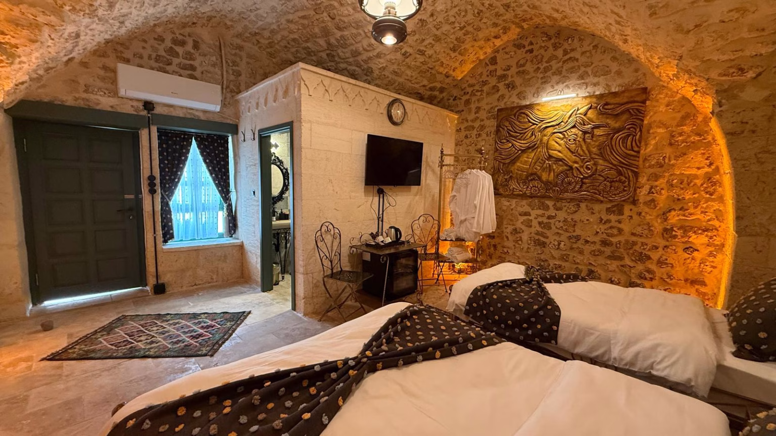 WhatsApp Image 2025-03-29 at 21.51.14 (2)