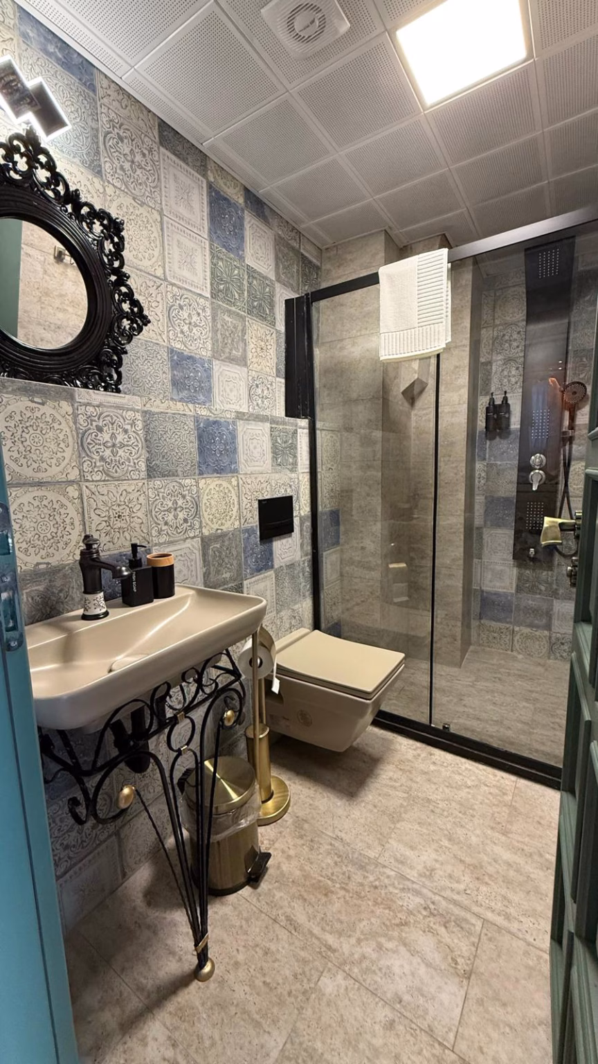 WhatsApp Image 2025-03-29 at 21.51.21 (4)