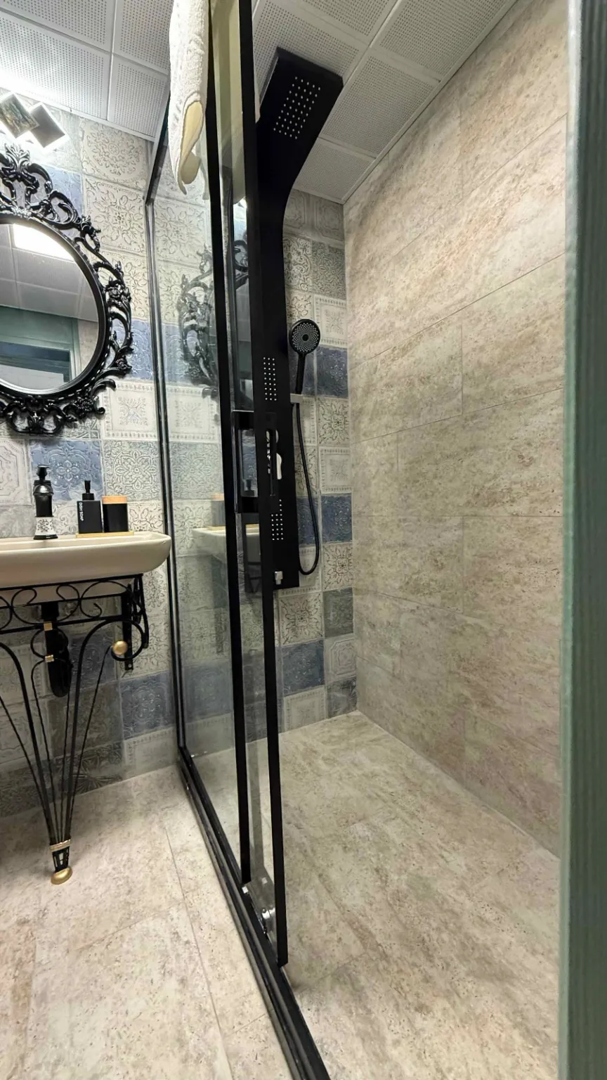 WhatsApp Image 2025-11-05 at 19.21.17 (2)